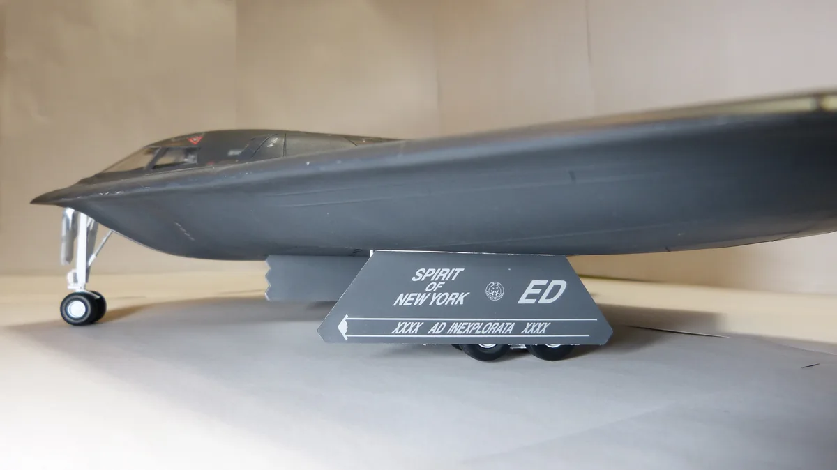 B-2 スピリット 4