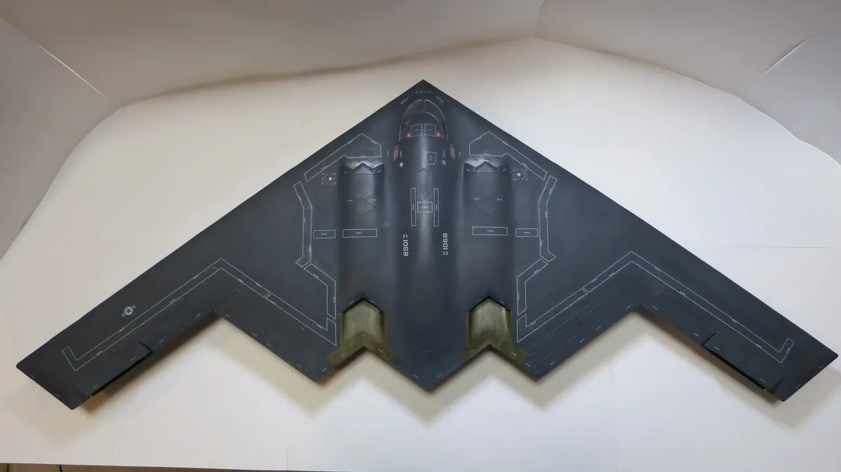B-2 スピリット 7