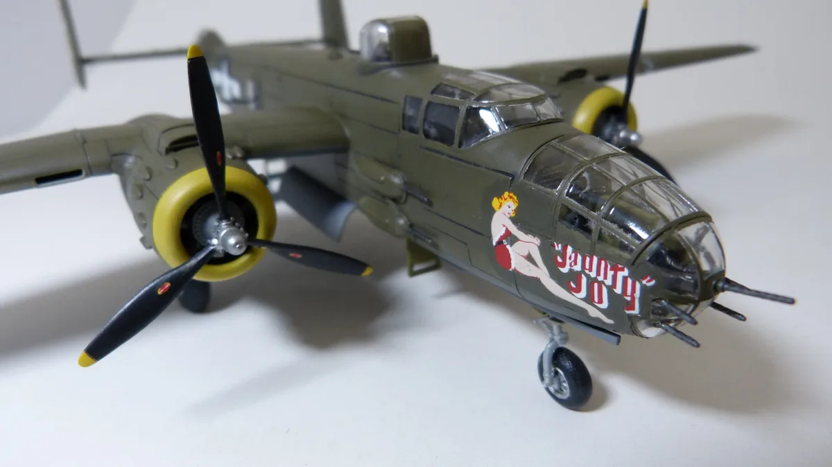 B-25J ミッチェル 12