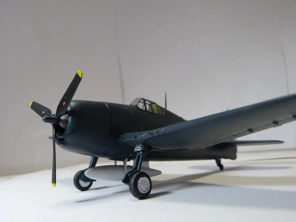 F6F ヘルキャット 10