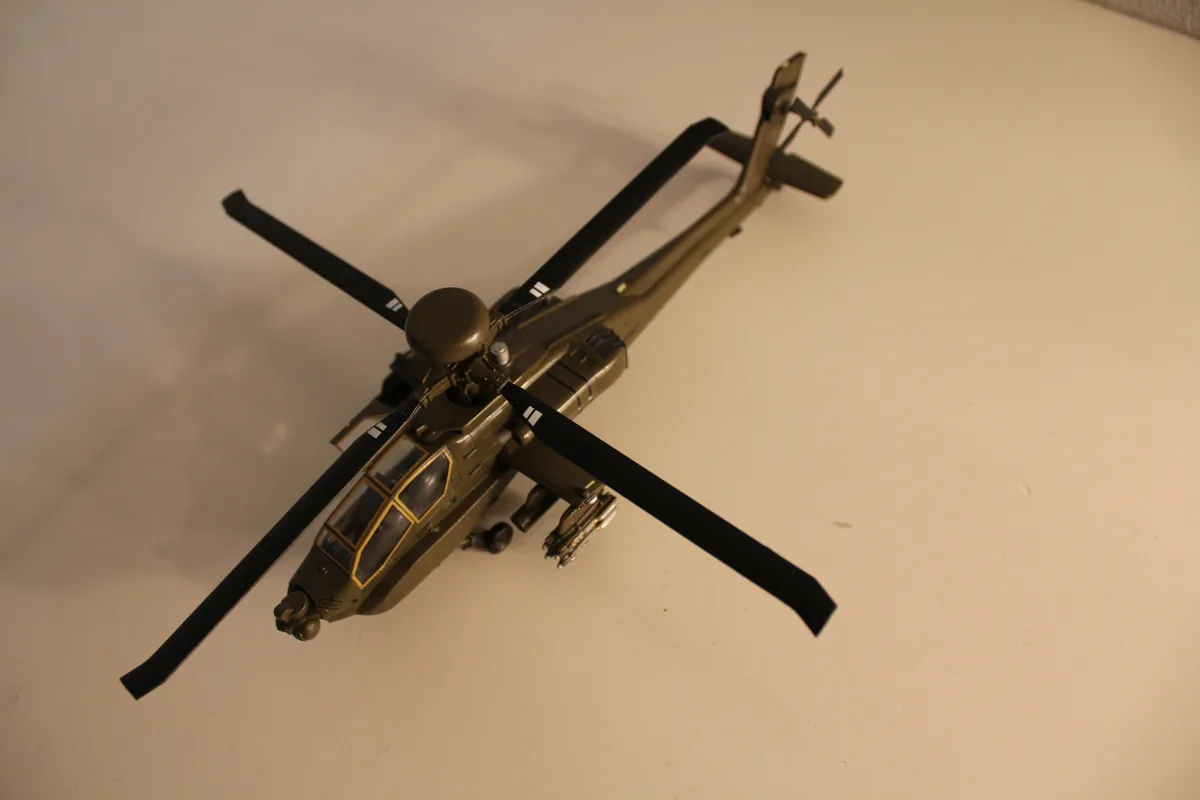 AH-64 アパッチ 11