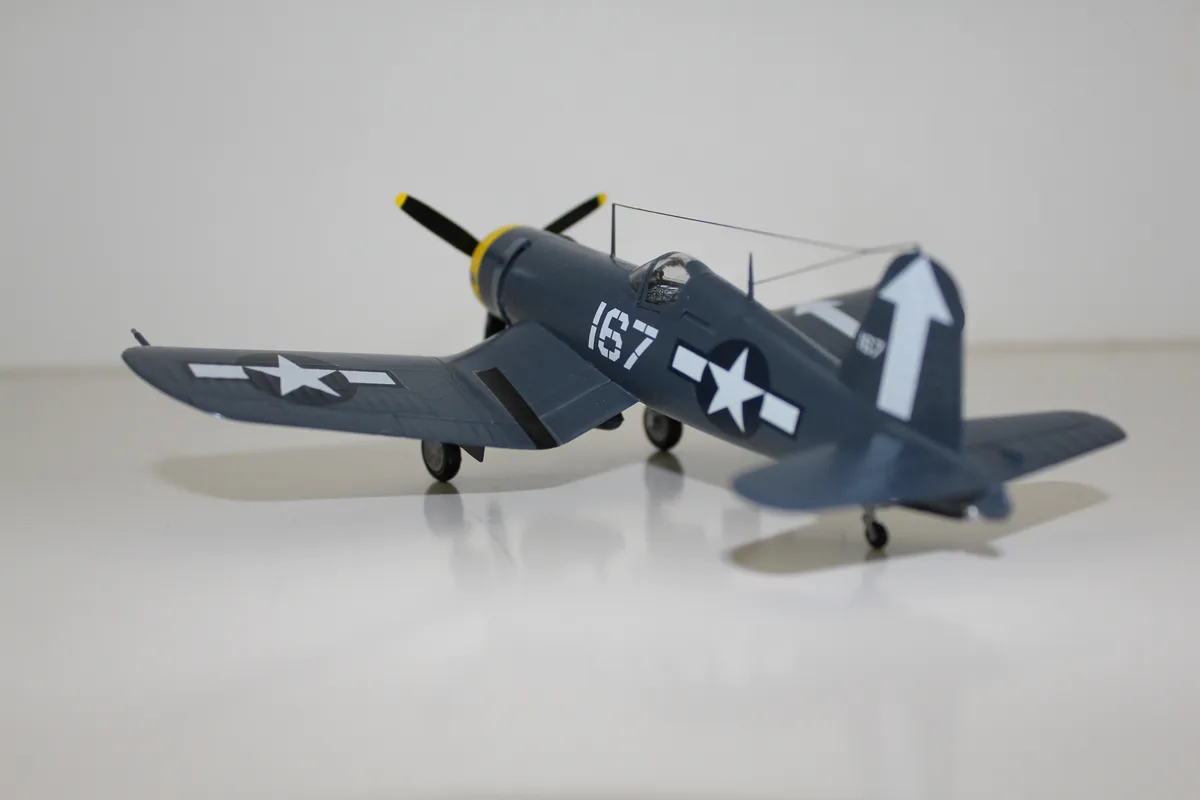 F4U コルセア 2