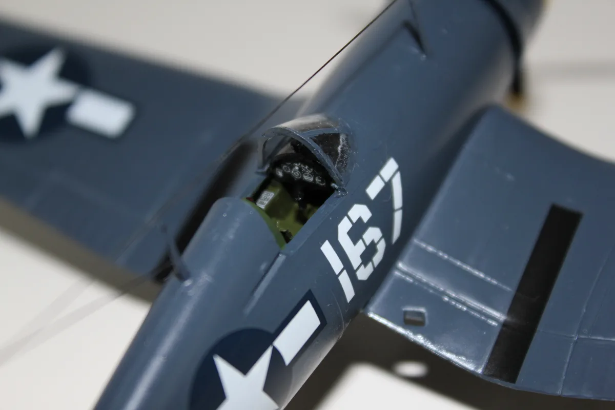F4U コルセア 14