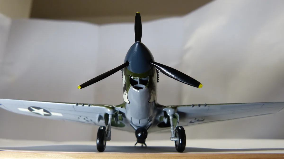 P-40 ウォーホーク 13