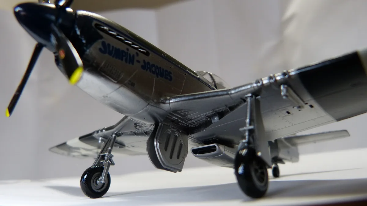 P-51 マスタング 11